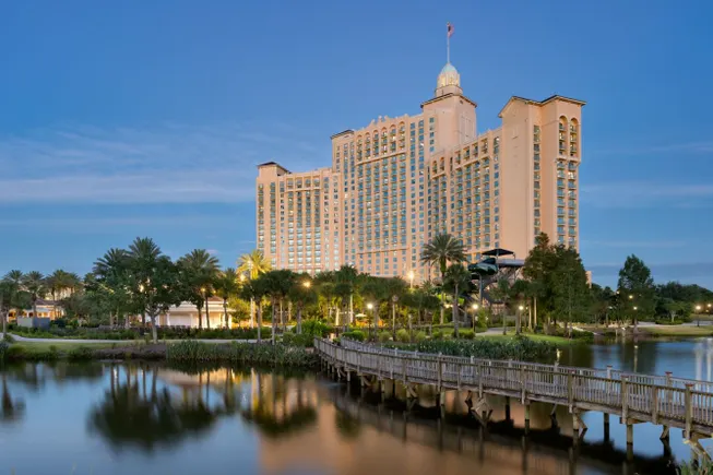 Trinity Investments将以13.8亿美元将奥兰多格兰德湖度假村出售给Ryman Hospitality